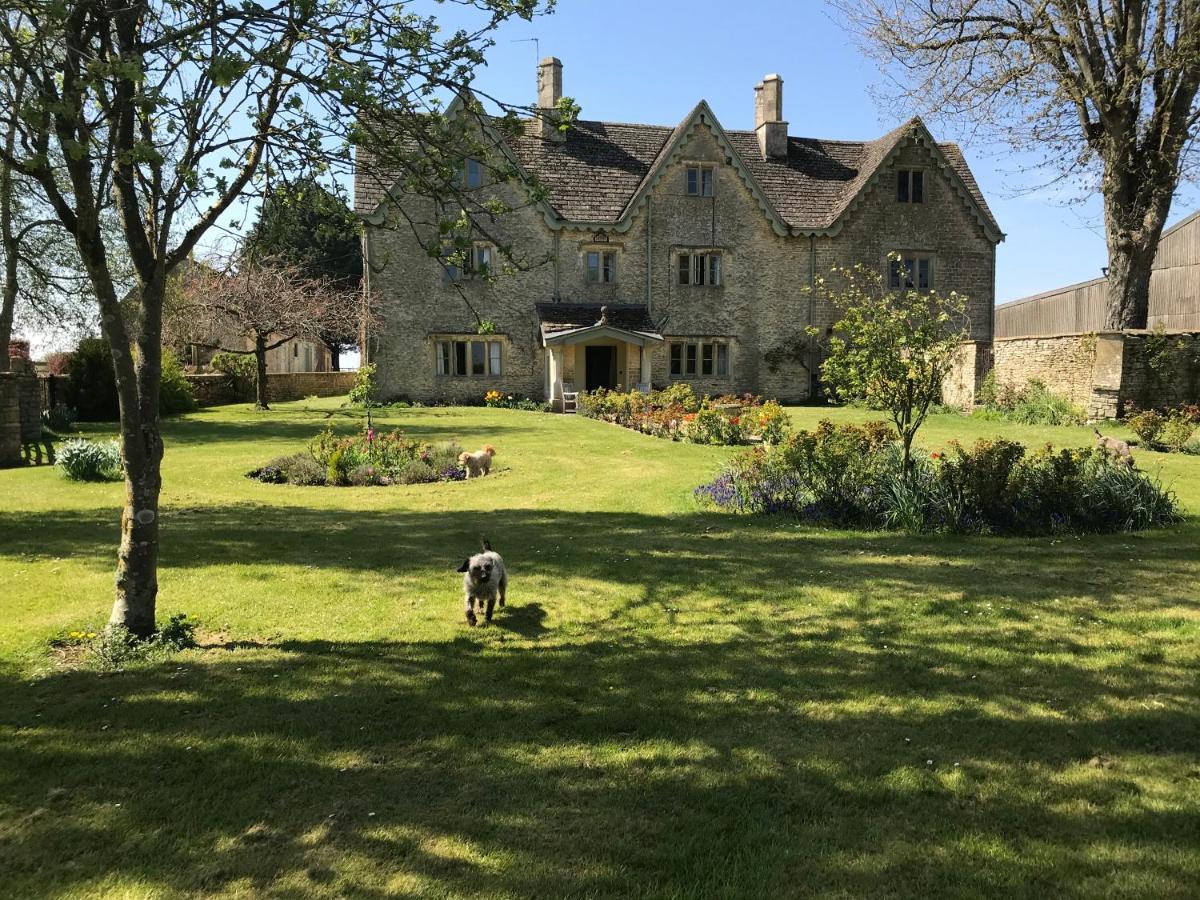 치펜햄 The Manor Farm Alderton 빌라 외부 사진
