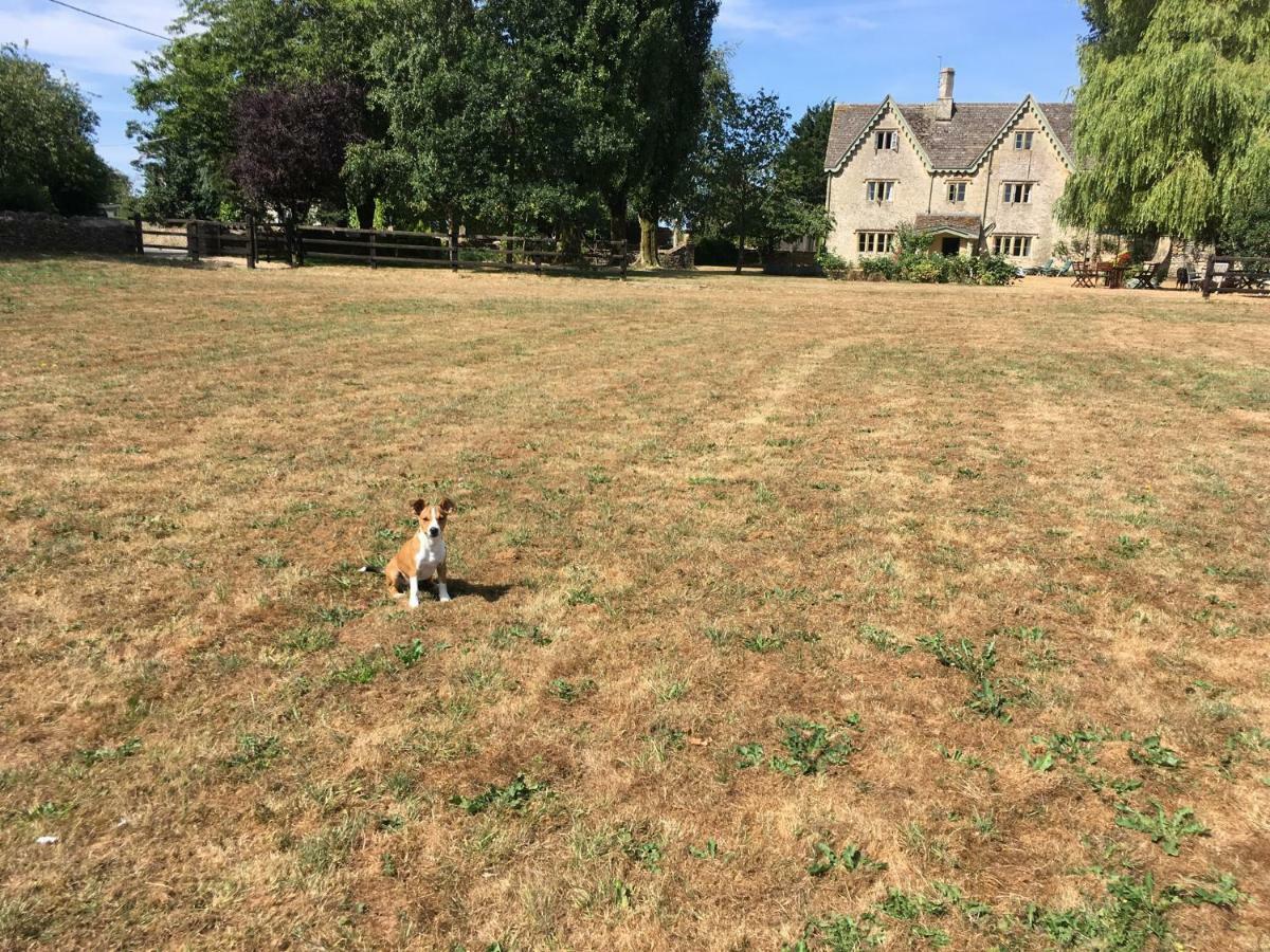 치펜햄 The Manor Farm Alderton 빌라 외부 사진