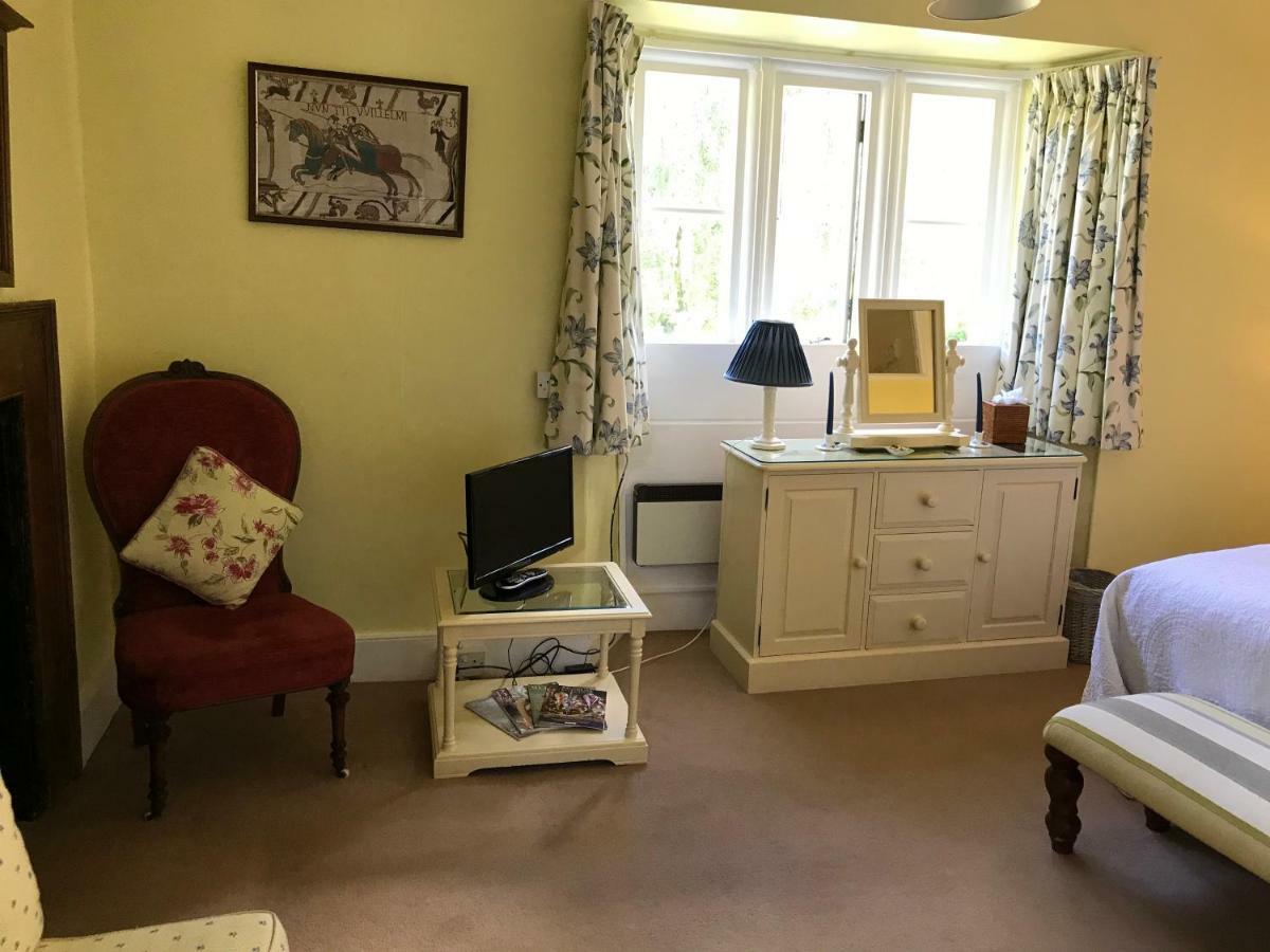 치펜햄 The Manor Farm Alderton 빌라 외부 사진